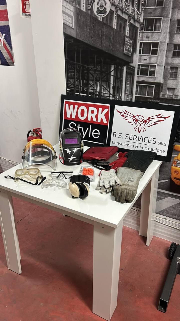 Slide 4 - Corsi Saldatura