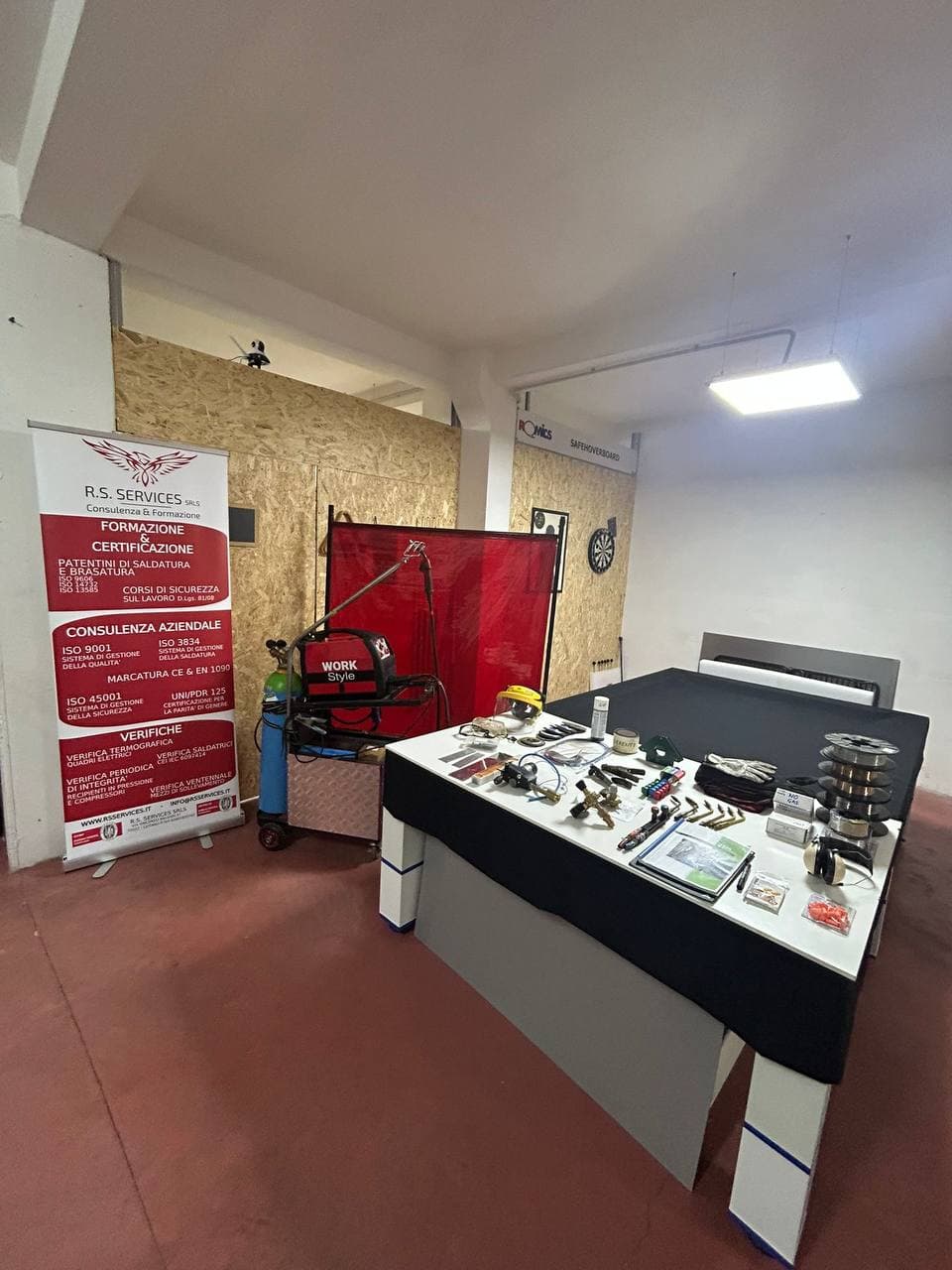 Slide 8 - Corsi Saldatura